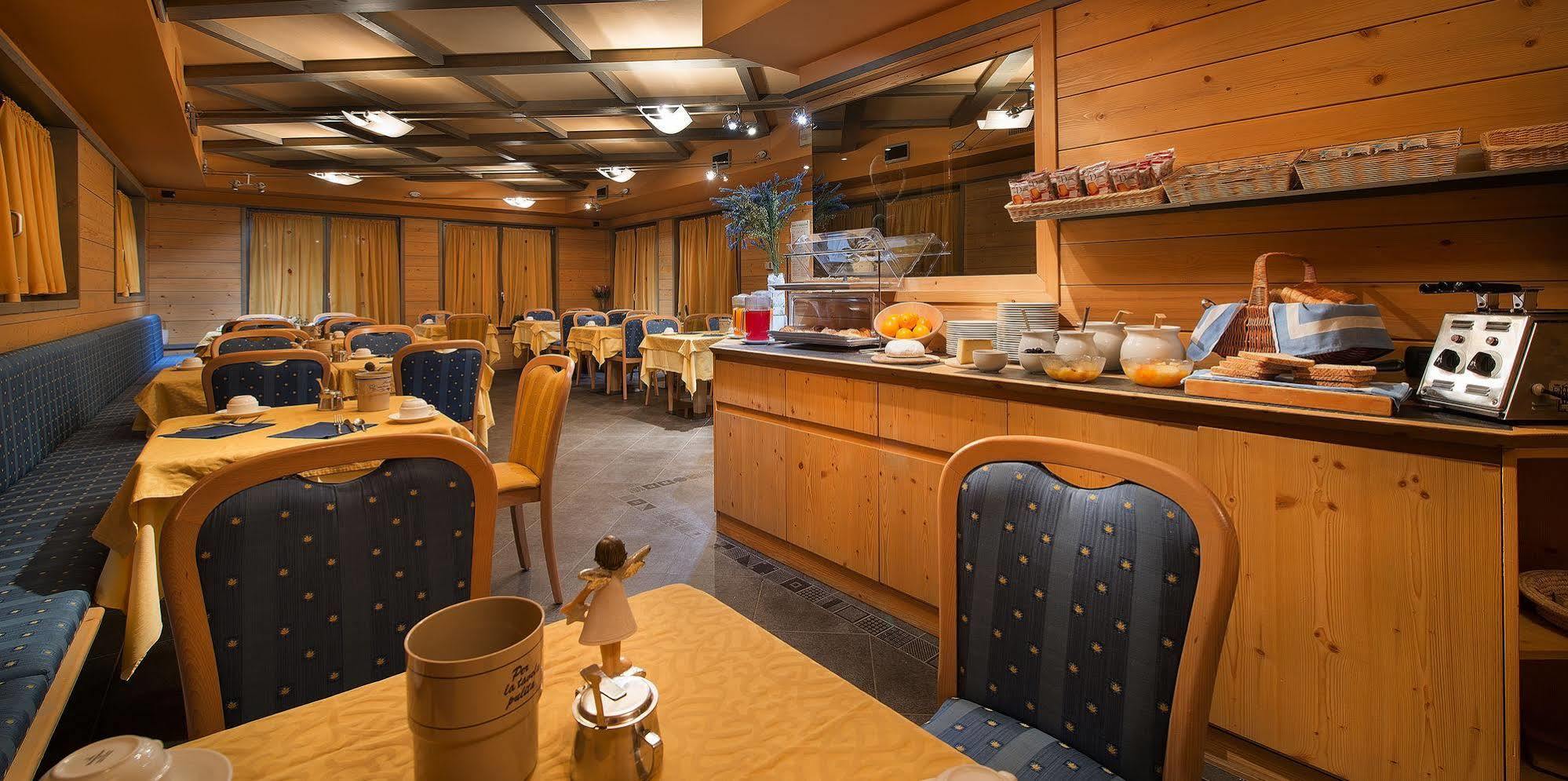 Hotel Marzia Livigno Bagian luar foto