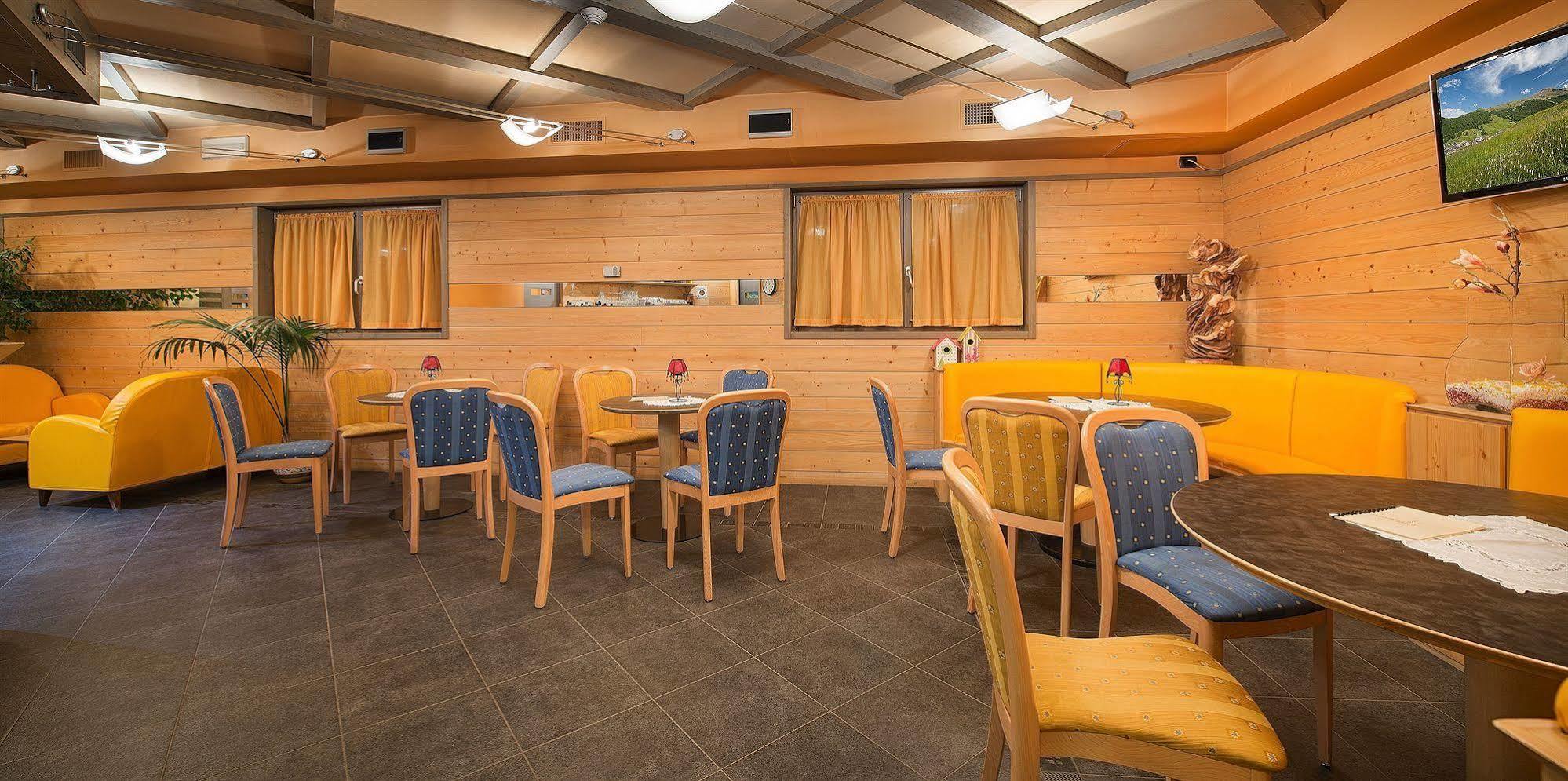 Hotel Marzia Livigno Bagian luar foto